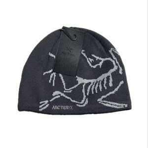 **SOLD Arc’teryx beanie pilot/smoke grey *RARE COLORWAY